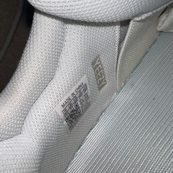 Yeezy 700 Analog Size 11.5 - Picture 13 of 16